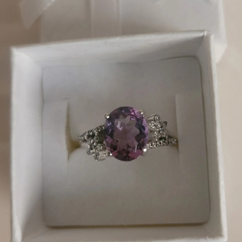 925 Oval Amethyst Ring